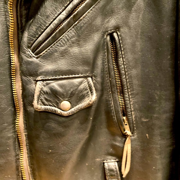 Real thick leather vintage motorcycle jacket (50’s 60’s). - Picture 3 of 6